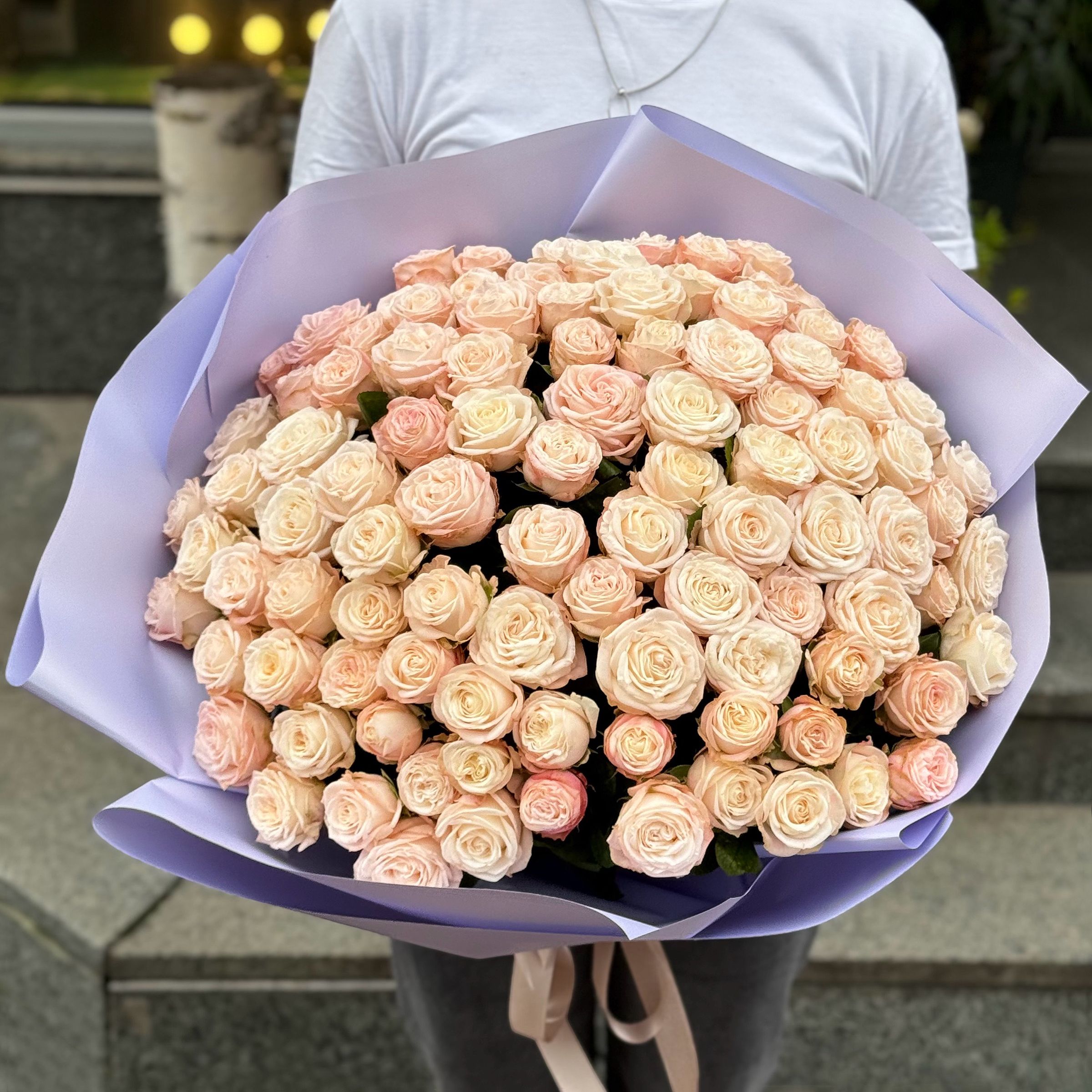 Bouquet Promo! 101 creamy roses